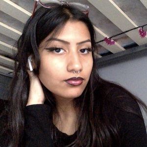 Meet your Posher, Fatima